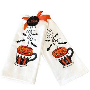 NEW Johanna Parker Carnival Cottage HALLOWEEN Kitchen Towel Set/2 🦇🎃🦇